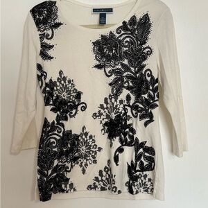 Karen Scott Women's Black and White Floral Top